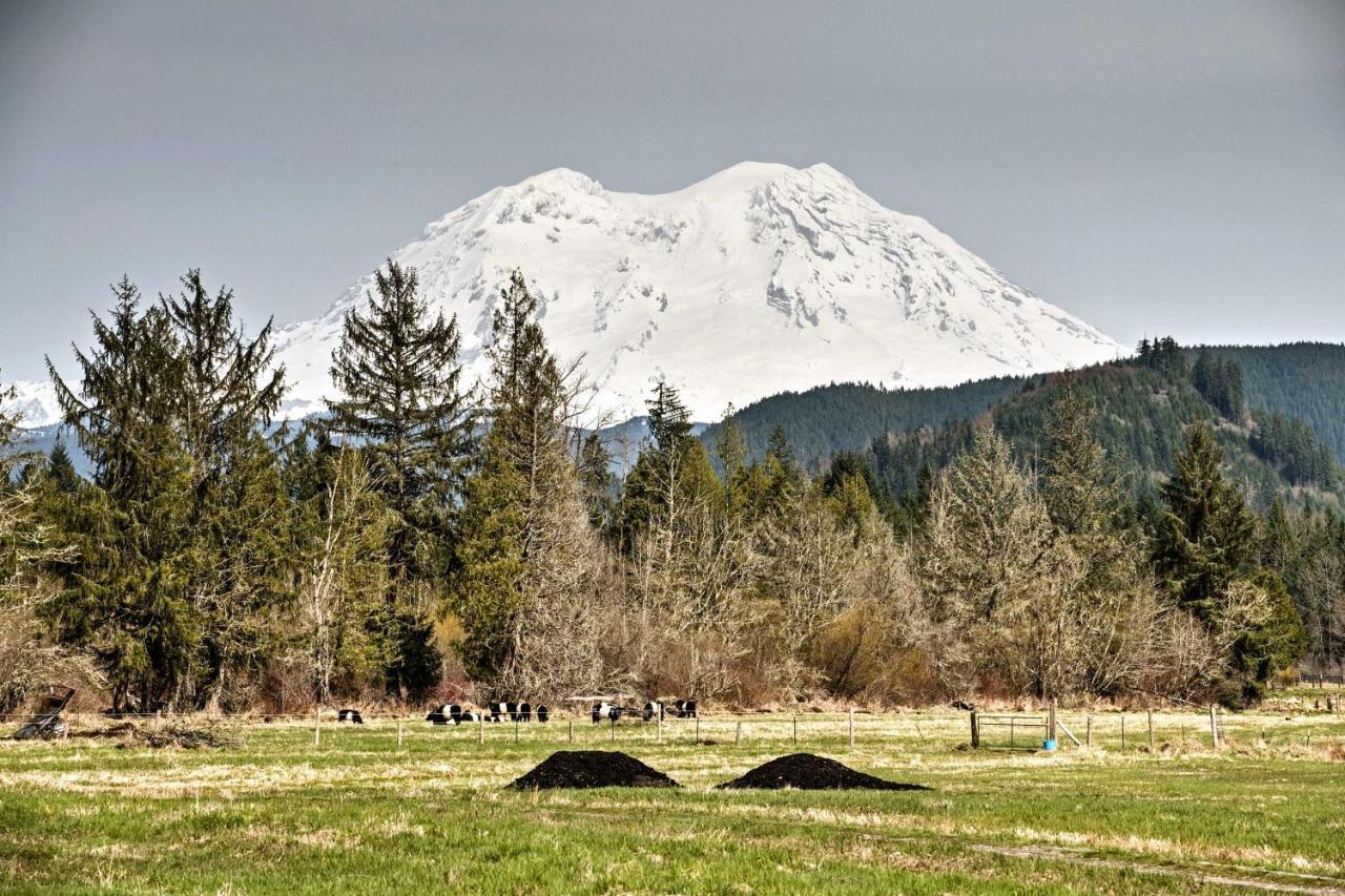 Serene Washington Escape With Deck And Mountain Views! Пакууд Екстериор снимка